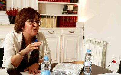La profesora María Luisa Sánchez Paredes despide el curso con el último Seminario Dictum